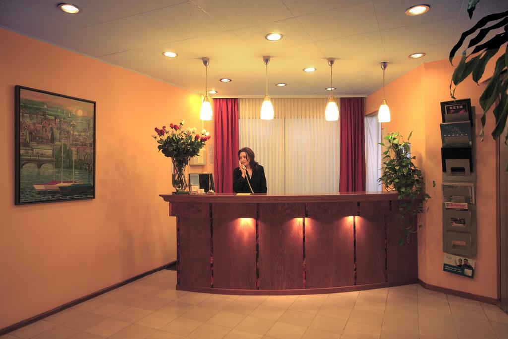 Hotel Sachsentor Хамбург Екстериор снимка