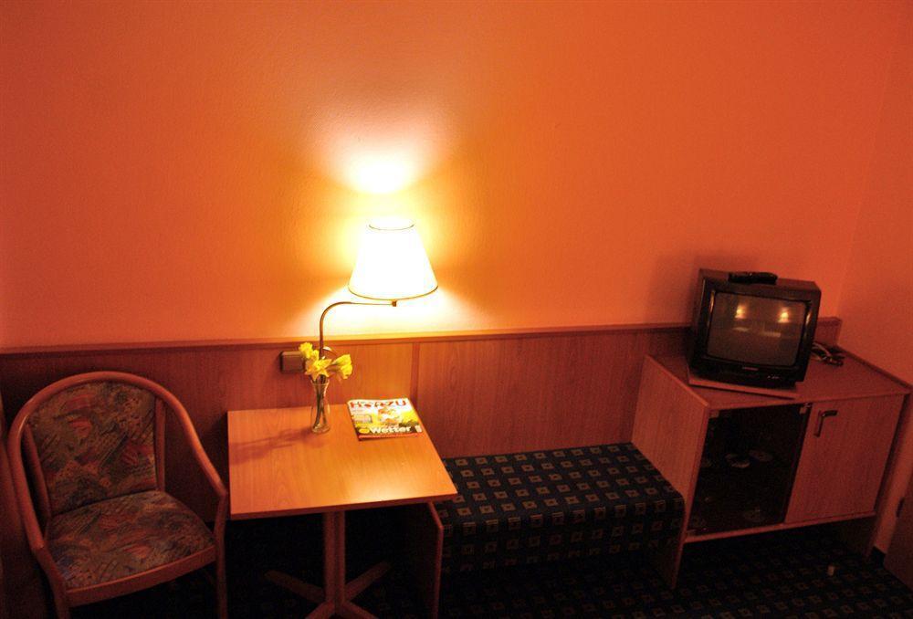 Hotel Sachsentor Хамбург Екстериор снимка